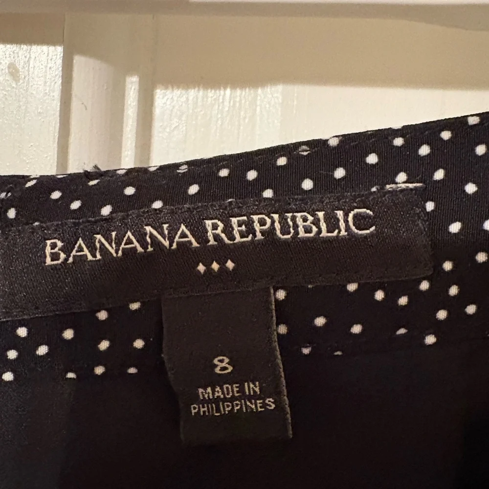 Banana Republic Black and White Flowy Polka  Dot  Skirt Size 8